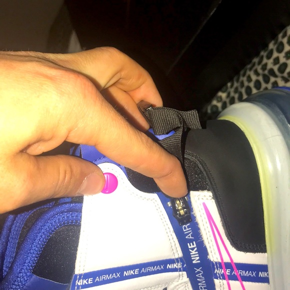 AirMax 270 Reacts Saturn - Picture 6 of 6